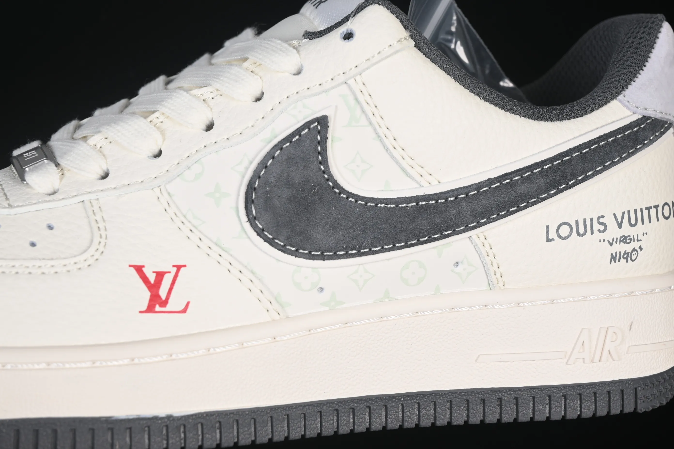 All categories Nk Air Force 1 Air Force series Nk Air Force 1 Low Air Force low top Nike Air Force 1'07 Low LV co-branded printed beige gray hook Air Force 1 low top casual sneakers MZ9588-811